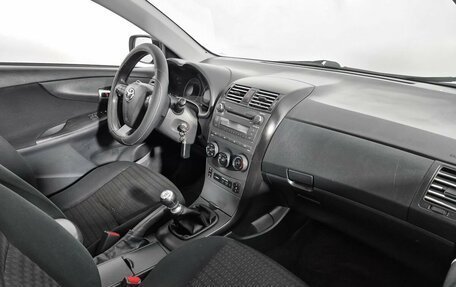 Toyota Corolla, 2010 год, 677 000 рублей, 10 фотография
