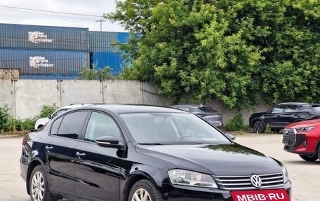 Volkswagen Passat B7, 2011 год, 840 000 рублей, 2 фотография