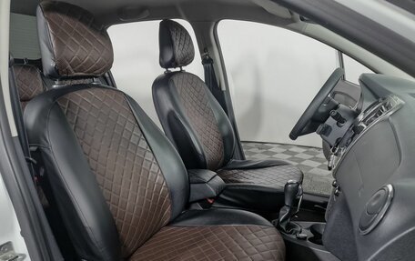 Renault Logan II, 2019 год, 1 099 000 рублей, 8 фотография
