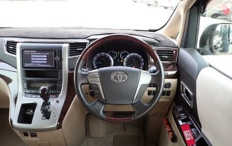 Toyota Alphard III, 2014 год, 1 749 000 рублей, 8 фотография