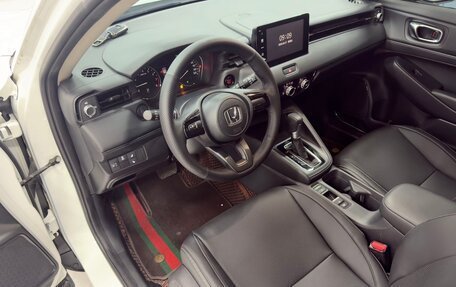 Honda Vezel, 2023 год, 1 870 000 рублей, 7 фотография