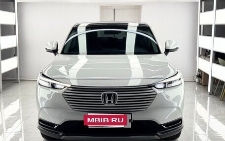 Honda Vezel, 2023 год, 1 870 000 рублей, 2 фотография
