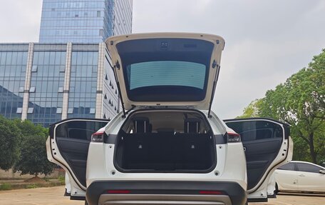 Honda Vezel, 2023 год, 2 170 000 рублей, 9 фотография