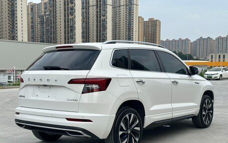 Skoda Karoq I, 2022 год, 1 954 000 рублей, 4 фотография