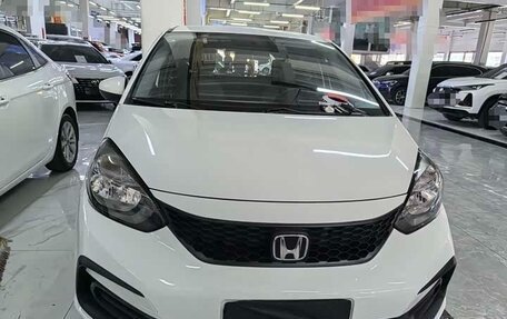 Honda Fit, 2023 год, 990 000 рублей, 2 фотография