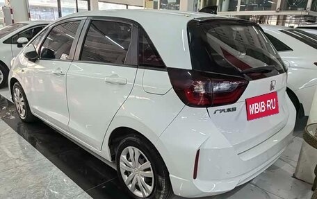 Honda Fit, 2023 год, 990 000 рублей, 4 фотография