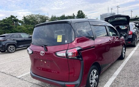 Toyota Sienta II, 2022 год, 967 010 рублей, 3 фотография