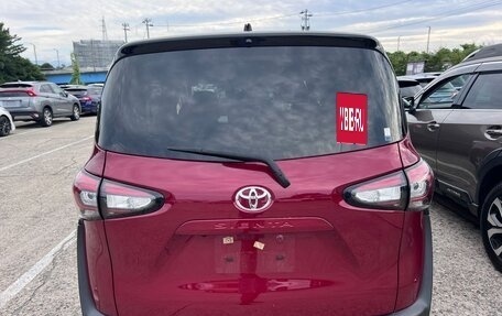 Toyota Sienta II, 2022 год, 967 010 рублей, 4 фотография