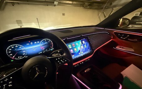 Mercedes-Benz E-Класс, 2024 год, 6 890 000 рублей, 5 фотография