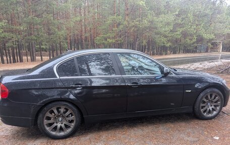 BMW 3 серия, 2006 год, 900 000 рублей, 2 фотография