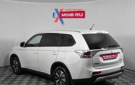 Mitsubishi Outlander III рестайлинг 3, 2014 год, 1 199 000 рублей, 7 фотография