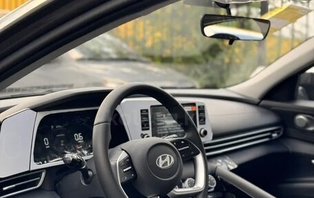 Hyundai Elantra, 2024 год, 1 860 000 рублей, 4 фотография