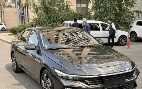 Hyundai Elantra, 2024 год, 1 860 000 рублей, 3 фотография