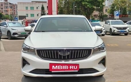 Geely Emgrand, 2025 год, 1 200 000 рублей, 2 фотография