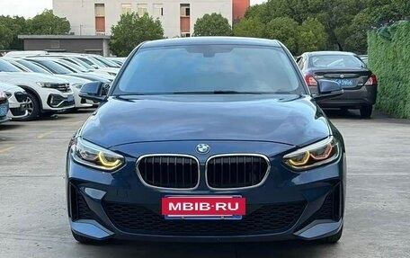 BMW 1 серия, 2022 год, 1 800 777 рублей, 2 фотография