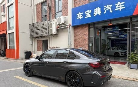 BMW 1 серия, 2023 год, 1 560 000 рублей, 7 фотография