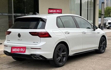 Volkswagen Golf VIII, 2024 год, 1 950 000 рублей, 5 фотография