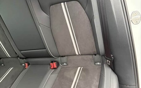 Volkswagen Golf VIII, 2024 год, 1 950 000 рублей, 15 фотография