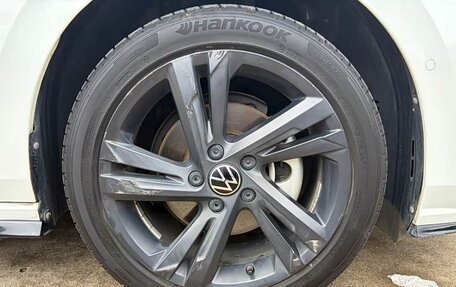 Volkswagen Golf VIII, 2024 год, 1 950 000 рублей, 20 фотография