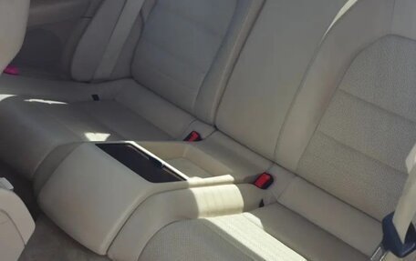 Mercedes-Benz E-Класс, 2013 год, 1 900 000 рублей, 9 фотография