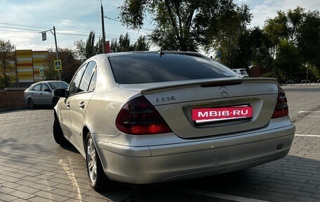 Mercedes-Benz E-Класс, 2003 год, 700 000 рублей, 3 фотография