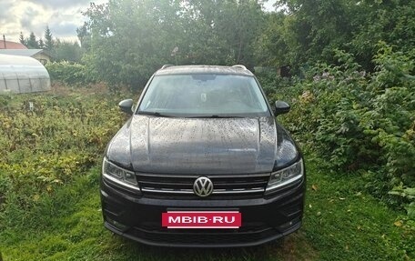 Volkswagen Tiguan II, 2018 год, 2 200 000 рублей, 14 фотография