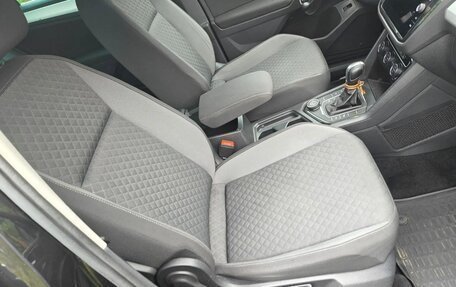 Volkswagen Tiguan II, 2018 год, 2 200 000 рублей, 21 фотография