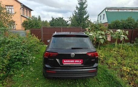 Volkswagen Tiguan II, 2018 год, 2 200 000 рублей, 30 фотография