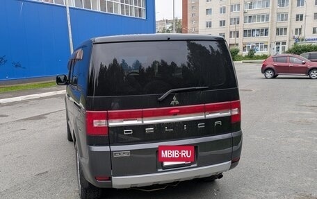 Mitsubishi Delica D:5 I, 2008 год, 1 599 000 рублей, 4 фотография