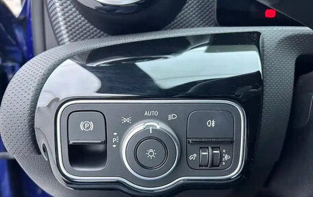 Mercedes-Benz A-Класс, 2022 год, 2 200 000 рублей, 11 фотография