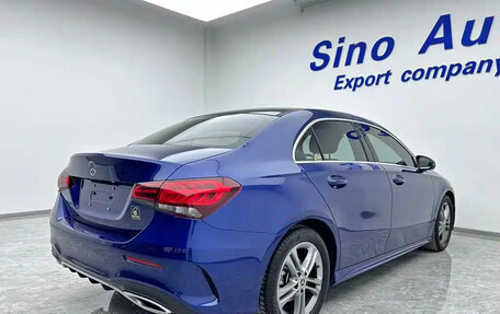 Mercedes-Benz A-Класс, 2022 год, 2 200 000 рублей, 4 фотография