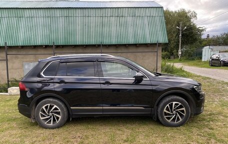 Volkswagen Tiguan II, 2018 год, 2 300 000 рублей, 8 фотография