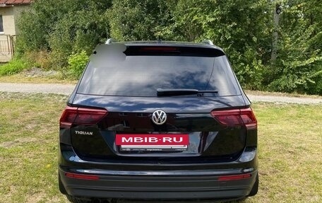 Volkswagen Tiguan II, 2018 год, 2 300 000 рублей, 9 фотография