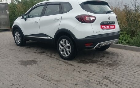 Renault Kaptur I рестайлинг, 2017 год, 1 600 000 рублей, 3 фотография