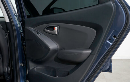 Hyundai ix35 I рестайлинг, 2010 год, 1 250 000 рублей, 10 фотография