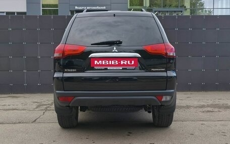 Mitsubishi Pajero Sport II рестайлинг, 2015 год, 2 750 000 рублей, 6 фотография