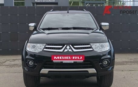 Mitsubishi Pajero Sport II рестайлинг, 2015 год, 2 750 000 рублей, 2 фотография