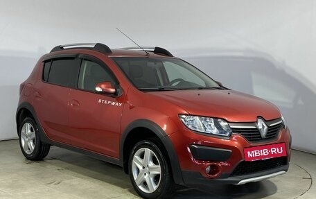 Renault Sandero II рестайлинг, 2015 год, 700 000 рублей, 3 фотография
