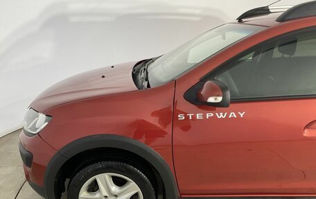 Renault Sandero II рестайлинг, 2015 год, 700 000 рублей, 6 фотография
