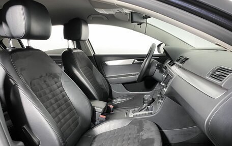 Volkswagen Passat B7, 2011 год, 659 000 рублей, 9 фотография