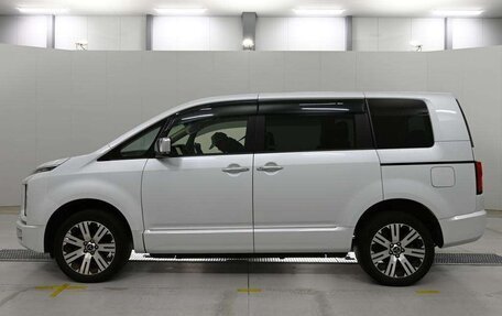 Mitsubishi Delica D:5 I, 2023 год, 3 260 000 рублей, 8 фотография