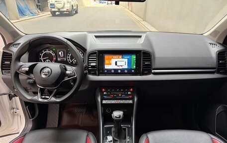 Skoda Karoq I, 2022 год, 1 690 000 рублей, 9 фотография