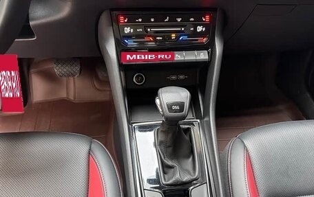 Skoda Karoq I, 2022 год, 1 690 000 рублей, 13 фотография