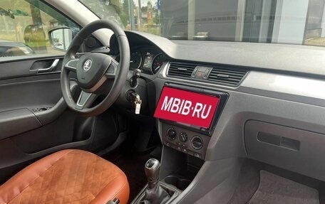 Skoda Rapid I, 2015 год, 649 000 рублей, 10 фотография