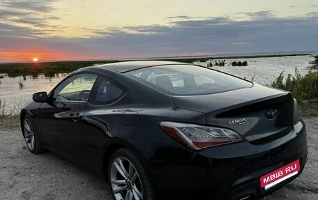 Hyundai Genesis Coupe I рестайлинг, 2011 год, 1 000 000 рублей, 10 фотография