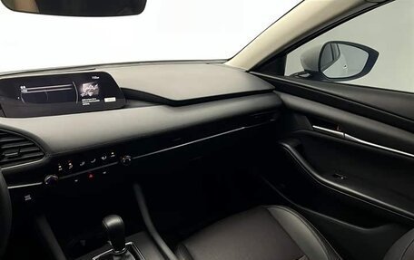 Mazda 3, 2022 год, 1 433 000 рублей, 14 фотография