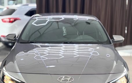 Hyundai Elantra, 2023 год, 1 620 000 рублей, 2 фотография