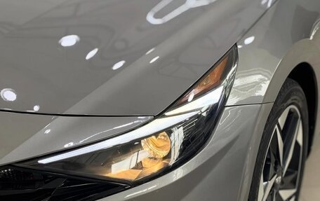 Hyundai Elantra, 2023 год, 1 620 000 рублей, 8 фотография