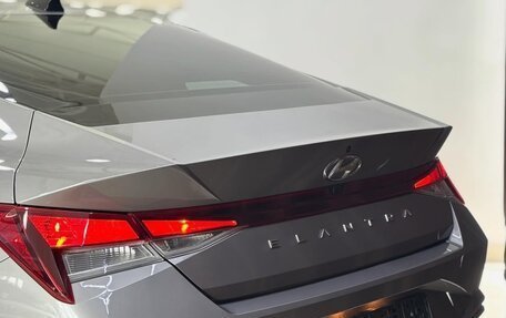 Hyundai Elantra, 2023 год, 1 620 000 рублей, 9 фотография