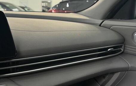 Hyundai Elantra, 2023 год, 1 620 000 рублей, 14 фотография